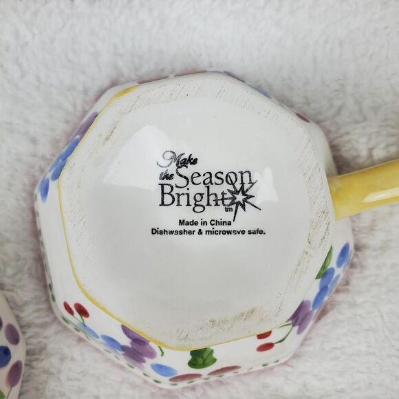 Make The Season Bright Teapot Cup Set - Picture 3 of 5